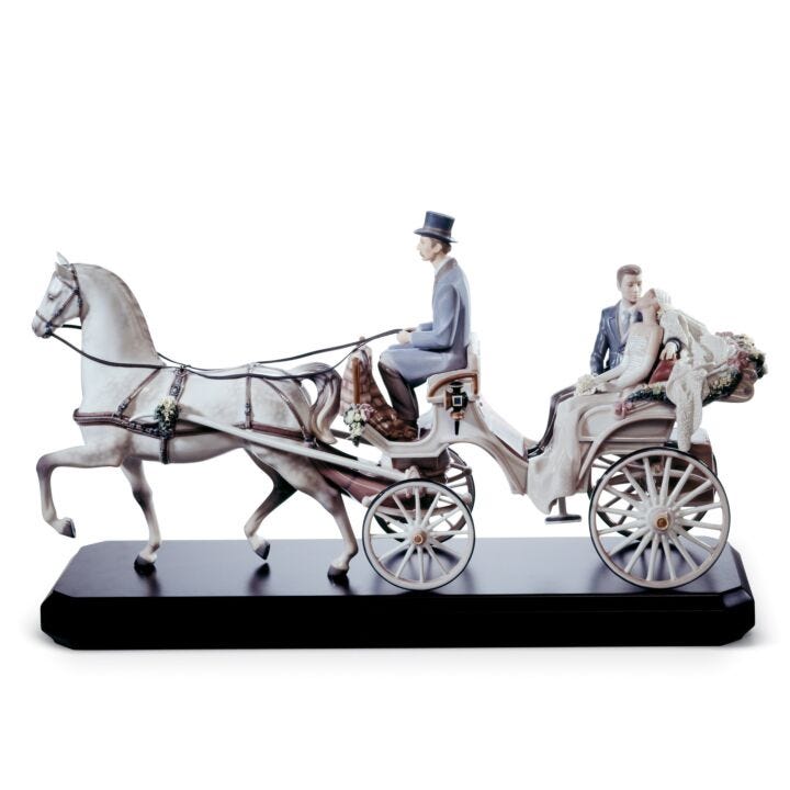 Bridal Carriage Couple Sculpture. Limited Edition in Lladró