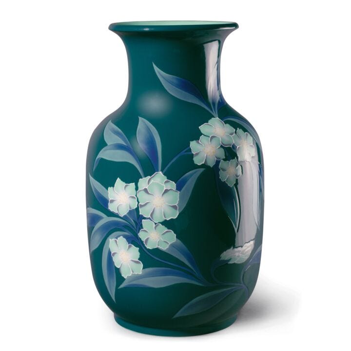 Bell Flower Vase. Green in Lladró