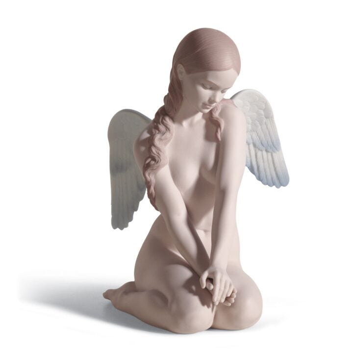 Beautiful Angel Figurine in Lladró