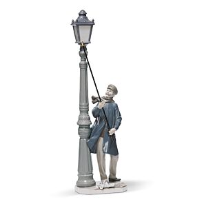 Lamplighter Figurine