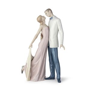 I Love You Truly Couple Figurine | Lladró® USA