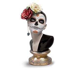 Beautiful Catrina Figurine. Limited Edition