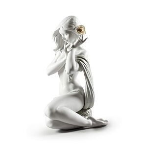 Subtle moonlight Woman Figurine. White. Limited edition
