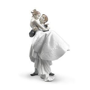 The Happiest Day Couple Figurine Type 356