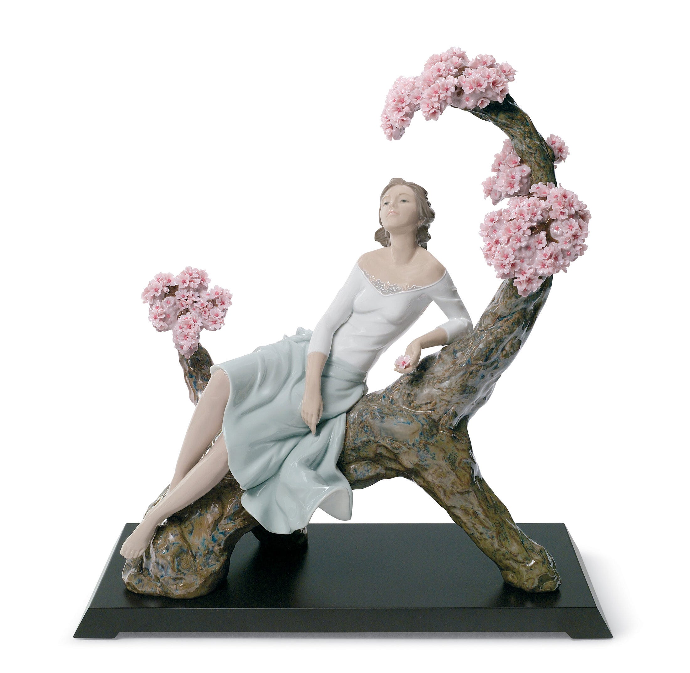 Sweet Scent of Blossoms Woman Figurine. Limited Edition - Lladro-Canada