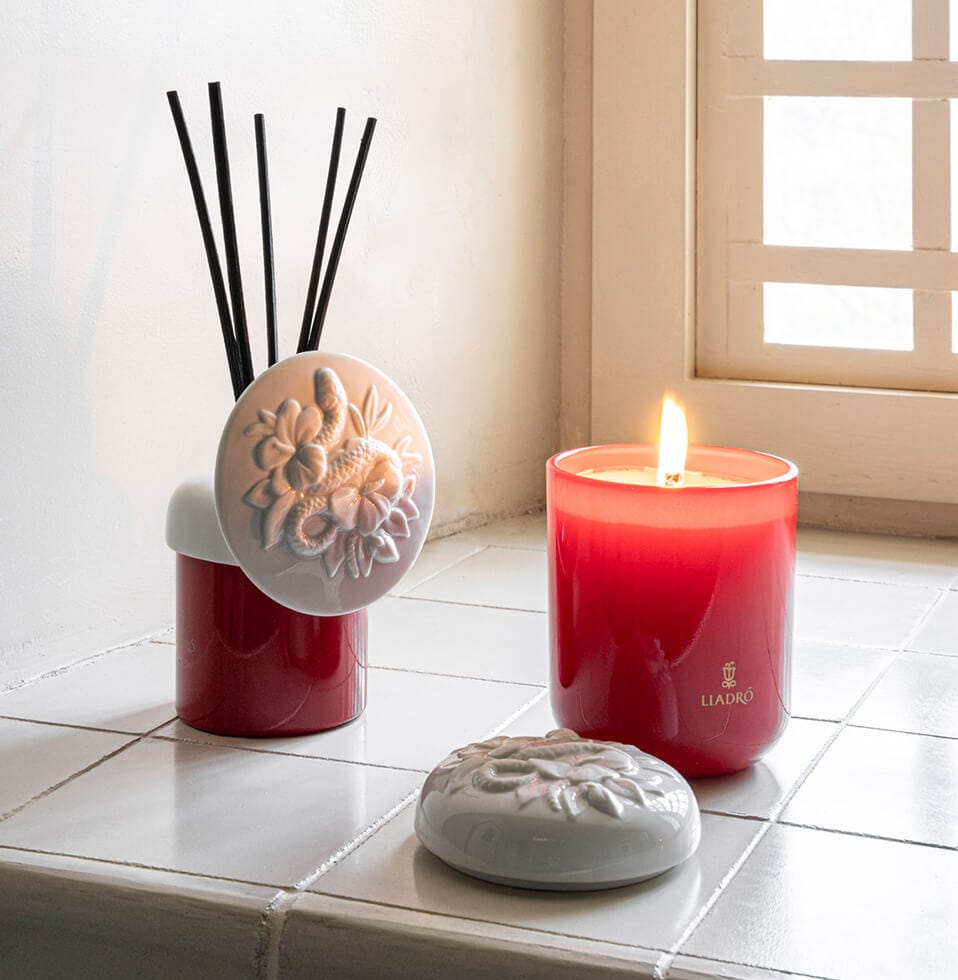 Light and Scent collections