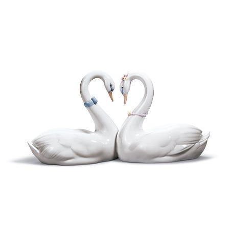 Swans cake topper