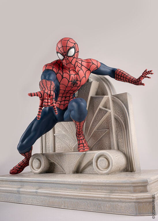 スパイダーマン磁器作品の正面